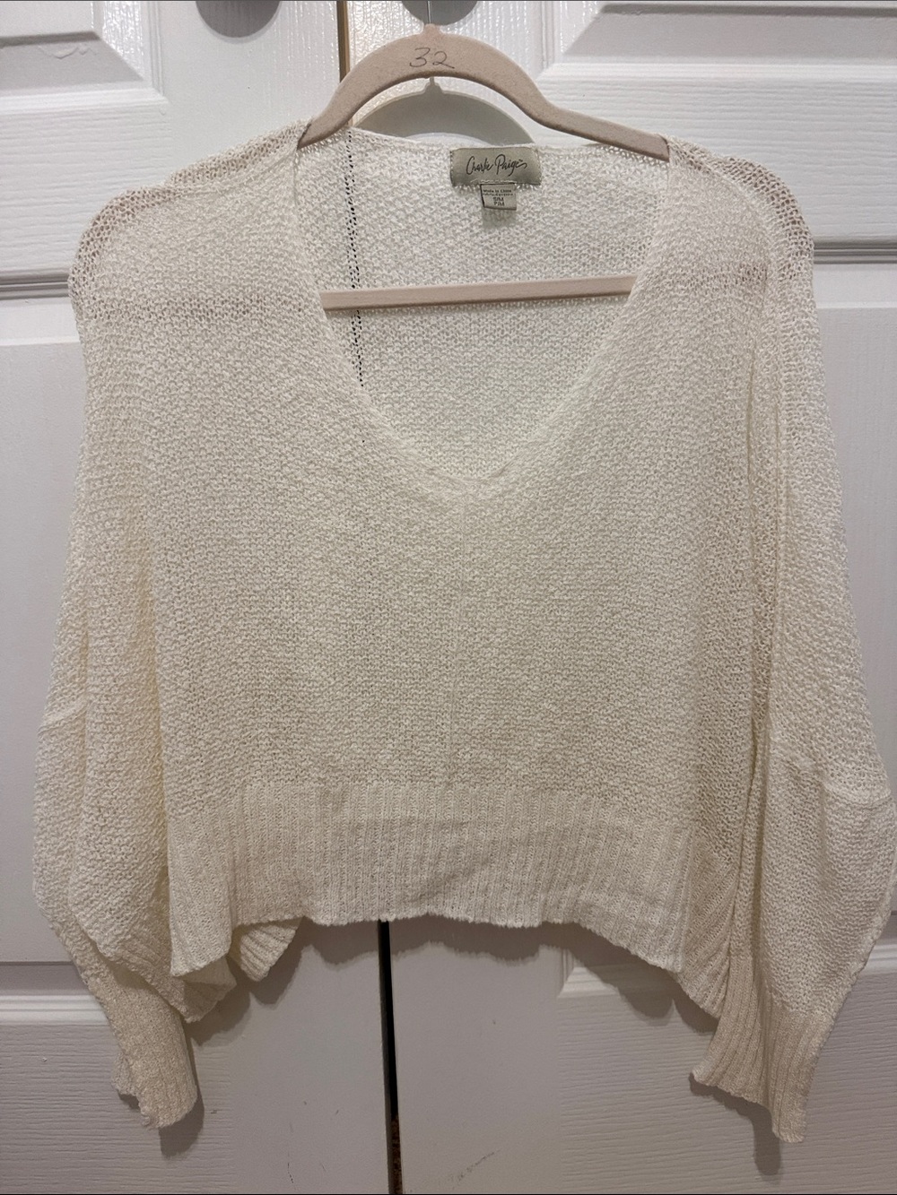 Charlie Paige Cropped Loose Open Knit V-Neck Cream Sweater size Small/Medium